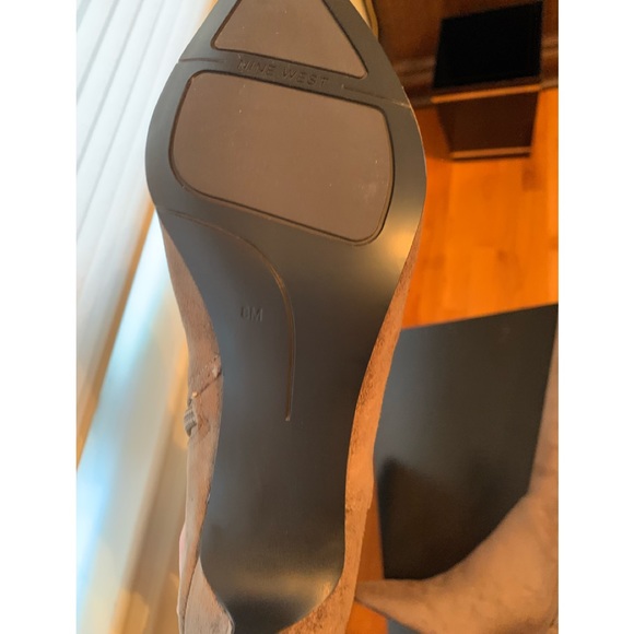 NIB Nine West Zippered Boots - Picture 6 of 12